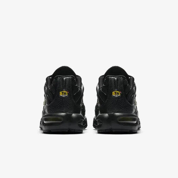 Nike Air Max Plus Black Metallic Gold